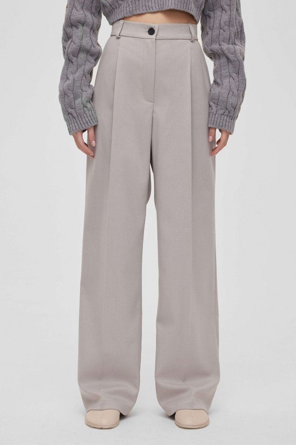 A 3823.55 Брюки свободного кроя с защипами светло-серый