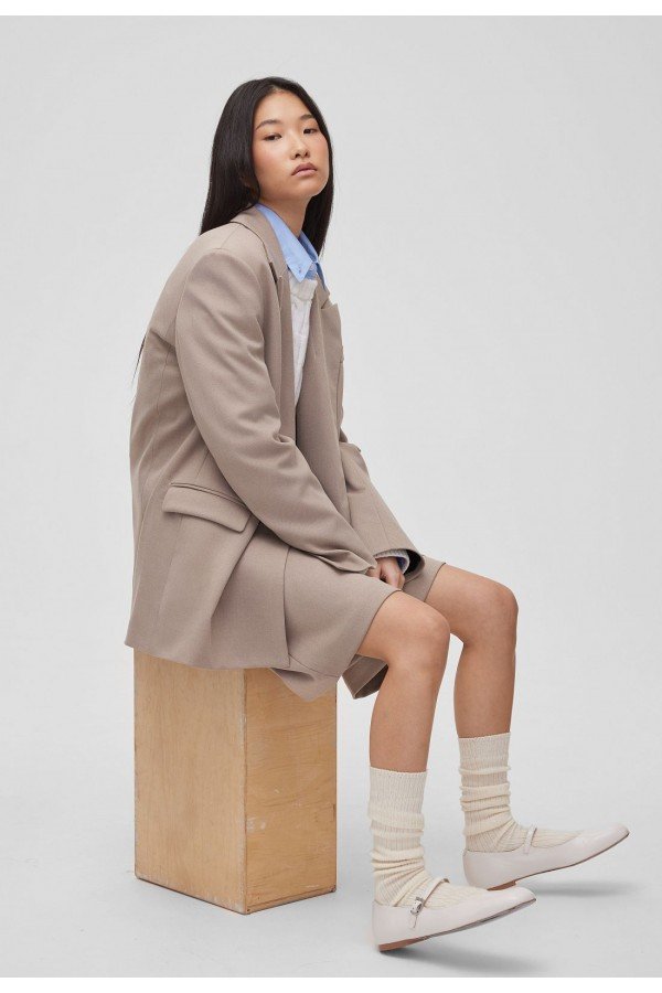 A 1403.51 Жакет свободного кроя двубортный серо-бежевый