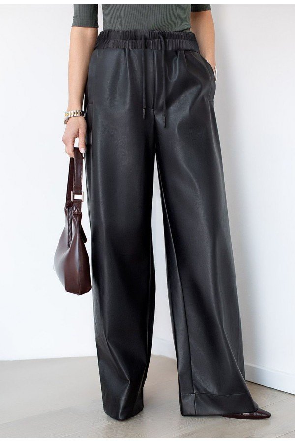 V W272.58 Широкие брюки из эко-кожи черный