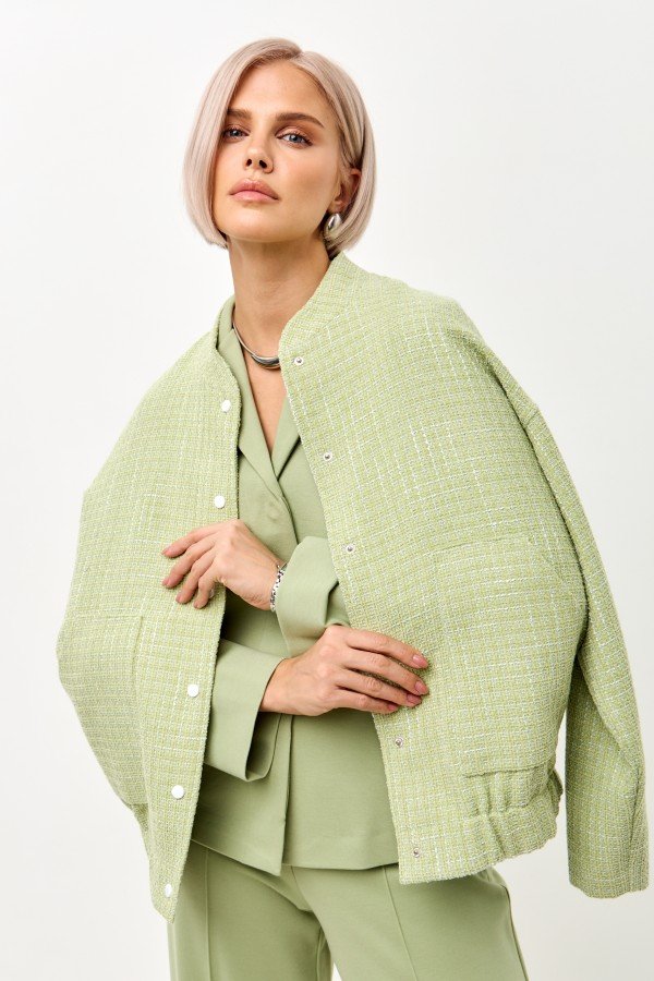 T W18072.40 Бомбер жен салатовый