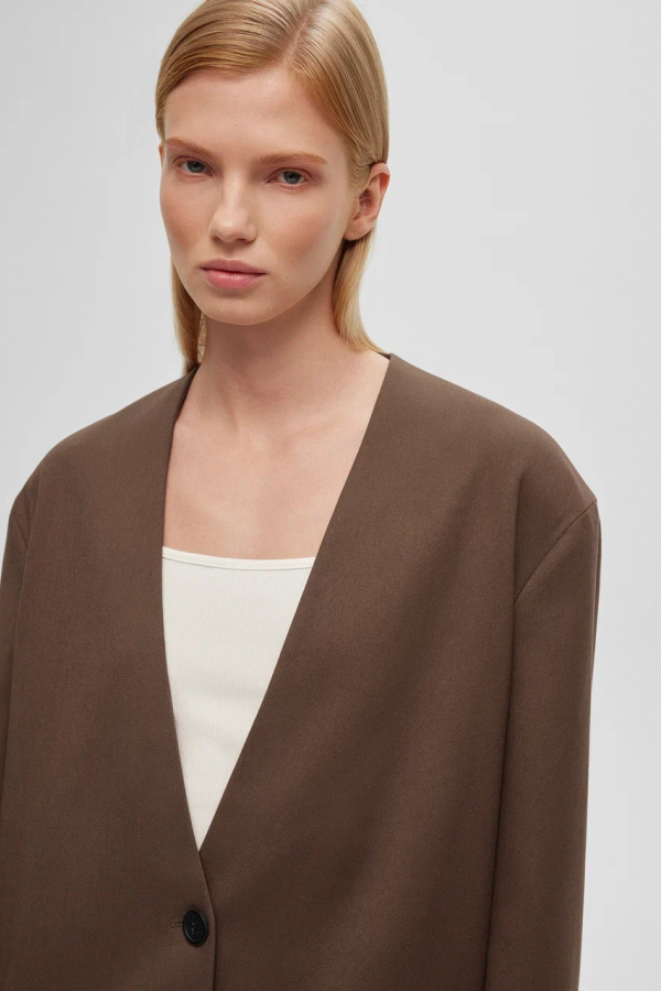 A 0212.13 Жакет однобортный без лацканов кофе