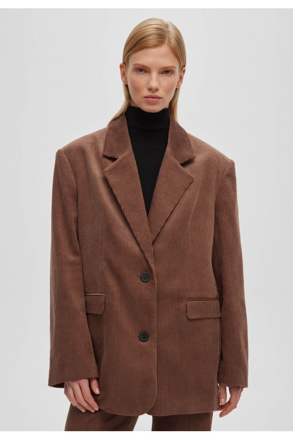 A 0211.14 Жакет однобортный из вельвета песочный