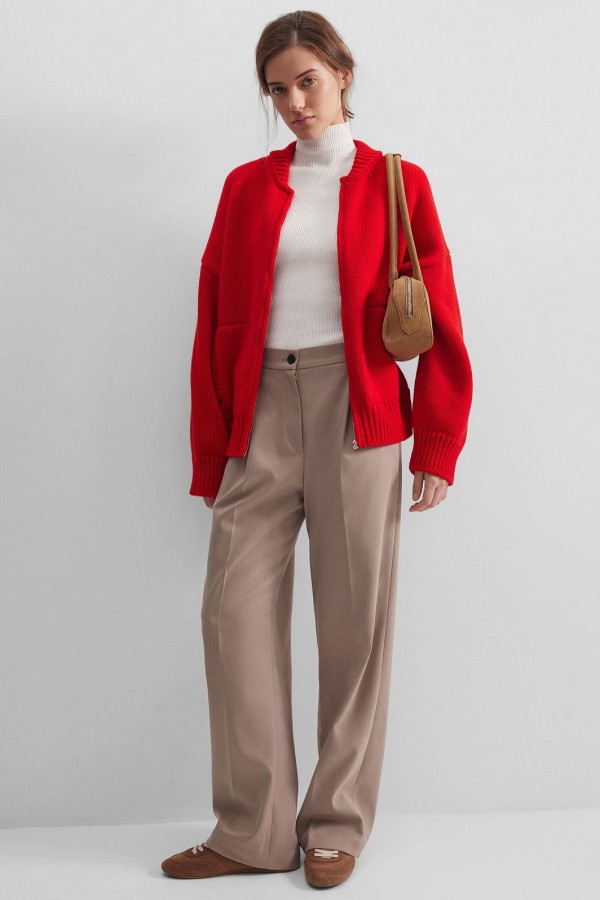 A 3270.25 Вязаный бомбер красный