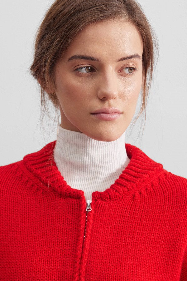 A 3270.25 Вязаный бомбер красный