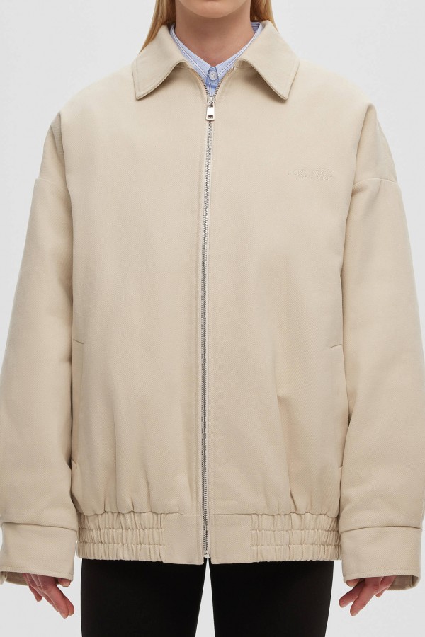 A 0207.30 Бомбер утепленный из денима молочный