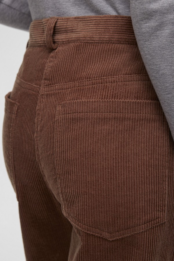 A 0131.14 Брюки клеш из вельвета, песочный