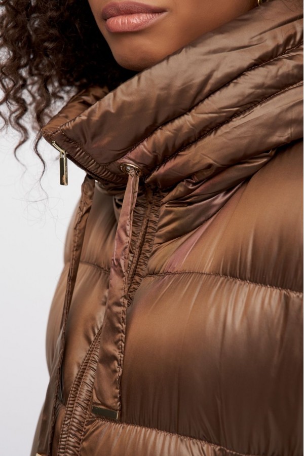 E 43007.18 Куртка женская темный кэмэл