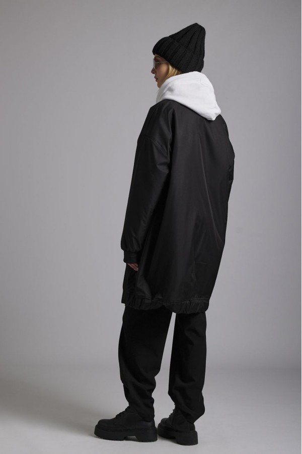 D В140-95.58 Бомбер черный