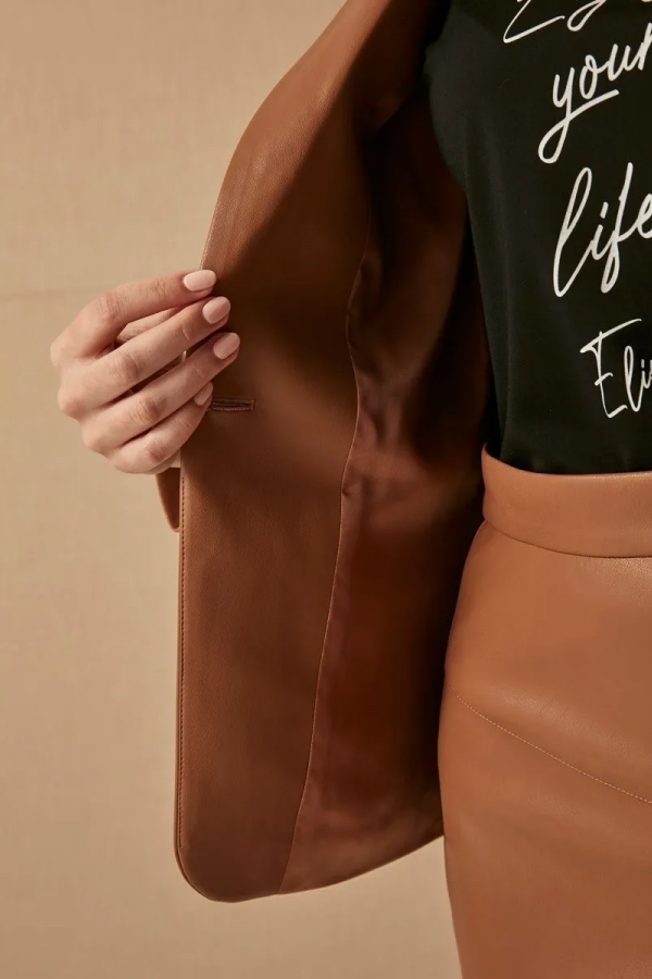 El W0063.16 Жакет женский кричневый