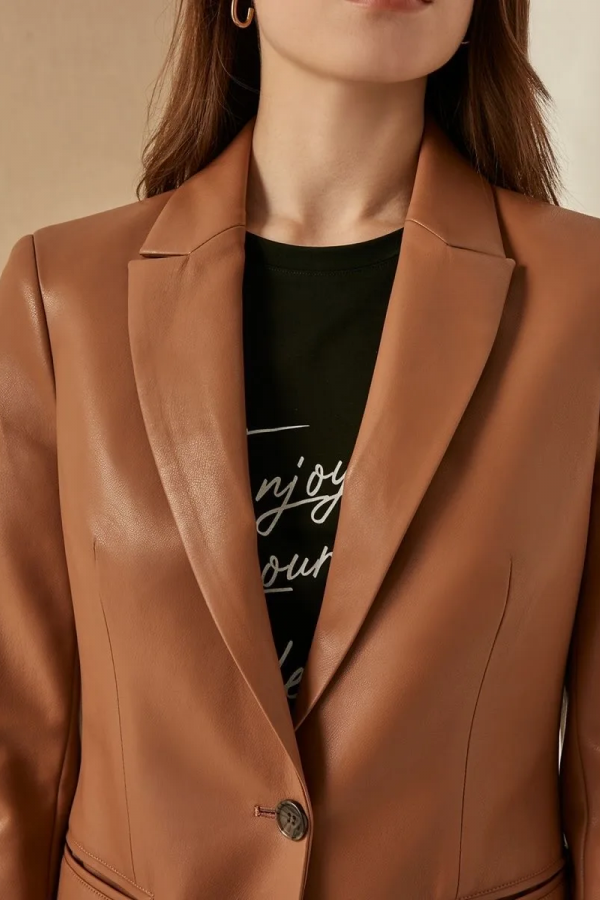 El W0063.16 Жакет женский кричневый