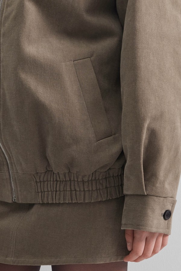 A 0207.46 Бомбер утепленный из денима хаки