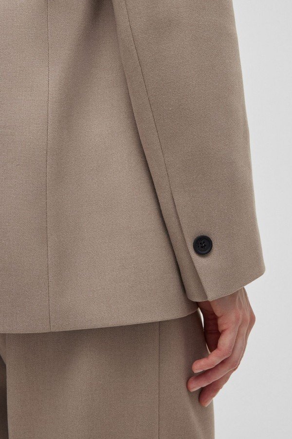 A 1528.51 Жакет свободного кроя однобортный серо-бежевый A 1528.51 Жакет свободного кроя однобортный серо-бежевый