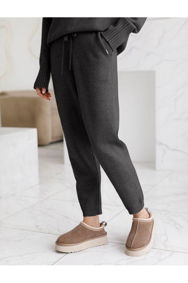 V W013.58 Брюки женские черный