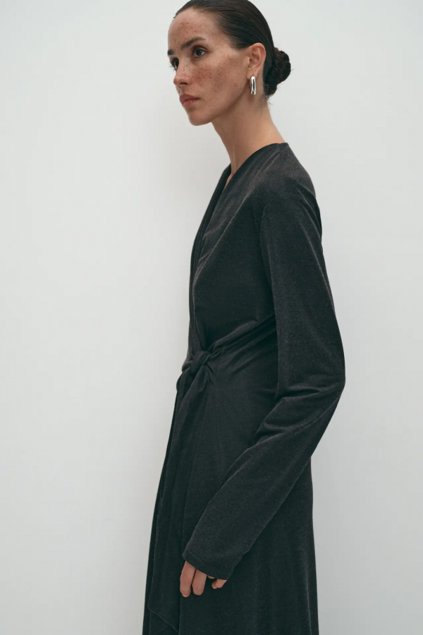 El W0801.58 Трикотажное платье на запах черный