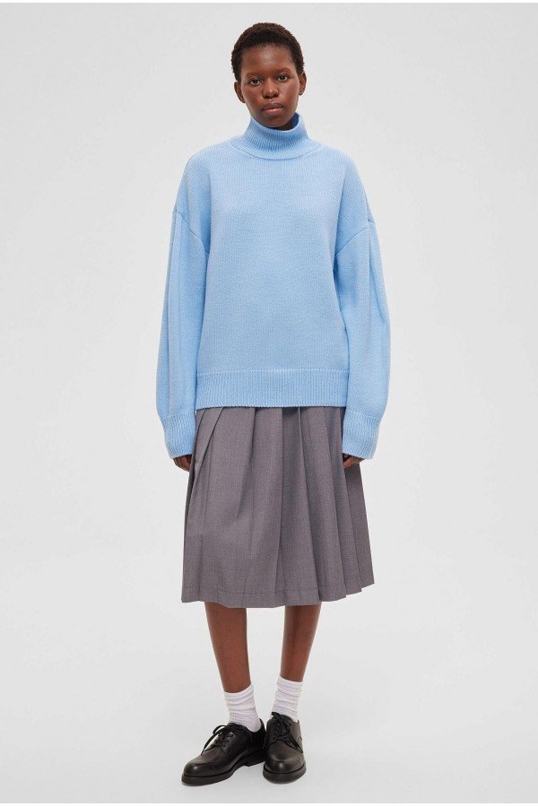 A 703.32 Свитер свободного кроя голубой