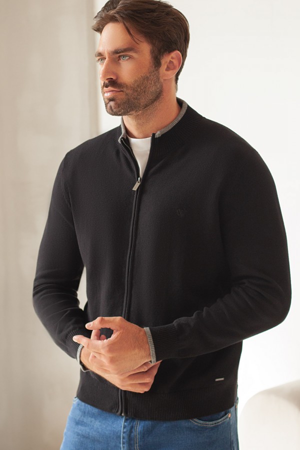 V M3100.58 Кардиган муж черный