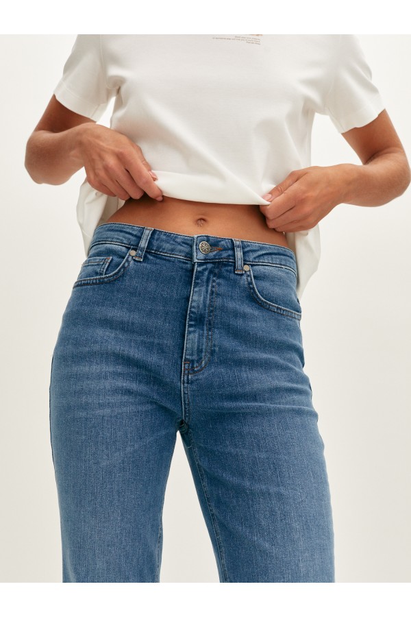 El W0154.34 Джинсы жен клеш голубой